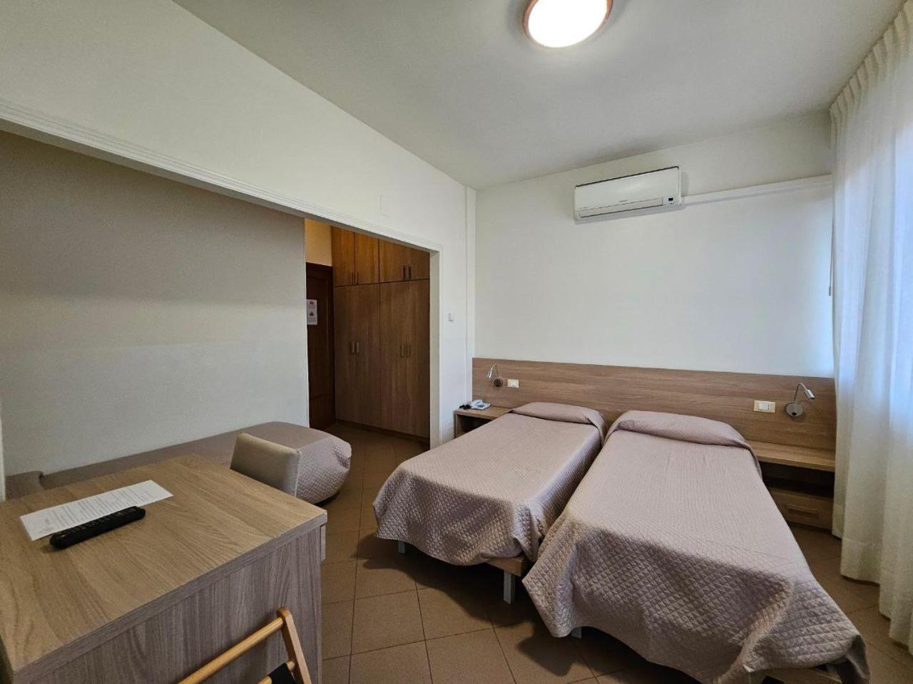 Albergo Nyers Perugia Exterior photo